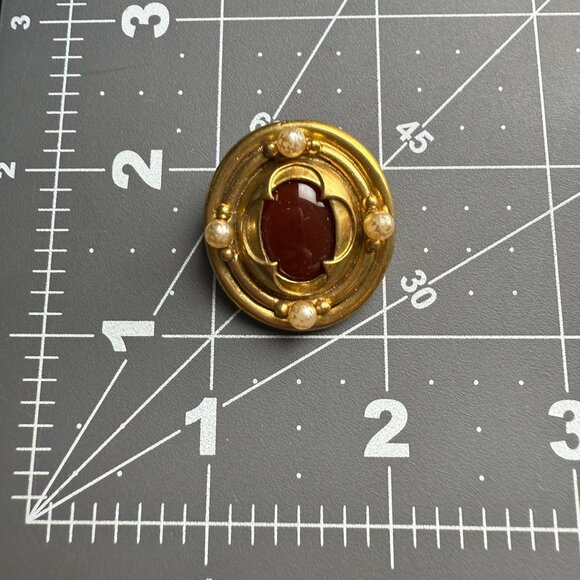 Vintage MMA Gold-Tone Brooch With Carnelian & Simulated Pearls Oval Design - Picture 4 of 4